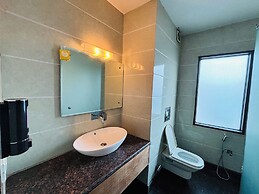 HOTEL BILLIONS AIRPORT