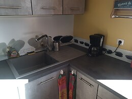 Chambre avec cuisine équipée sur demande