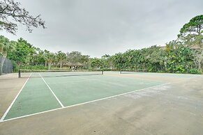 Bonita Springs Escape w/ Community Pool + Hot Tub!