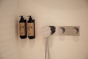 Abi's Hotel & SPA Vlore