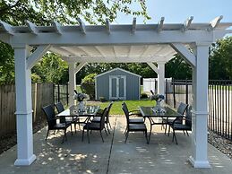 Arbor Rose Boutique Hotel