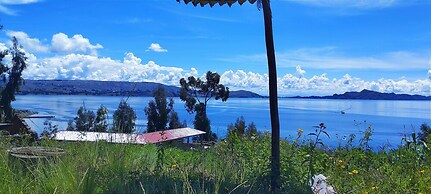 Amantani Samary Lodge