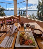 Amantani Samary Lodge