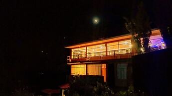 Amantani Samary Lodge