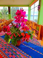 Amantani Samary Lodge