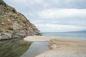 Despoina Rooms Potami