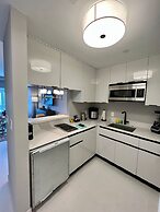 Suite - City View at Four Seasons Miami