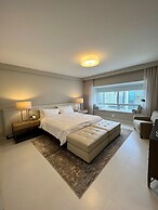 Suite - City View at Four Seasons Miami