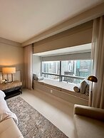 Suite - City View at Four Seasons Miami