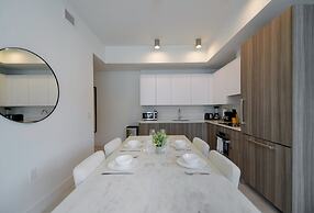 Brickell Heart Condo with Amazing Views