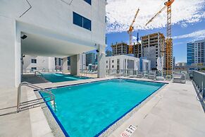 Brickell Heart Condo with Amazing Views