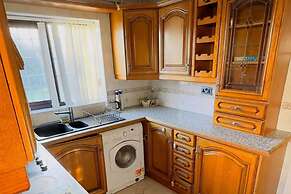 1 Bed House - Parking & Wifi