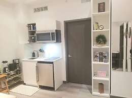 Elite Terrace - Spacious Apt w Terrace