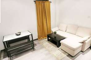 Elite Terrace - Spacious Apt w Terrace
