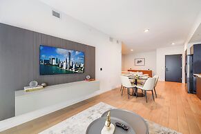 Apt Near Miami's Top Events at Bayfront
