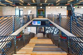 Apt Near Miami's Top Events at Bayfront