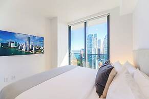 Apt Near Miami's Top Events at Bayfront
