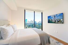 Apt Near Miami's Top Events at Bayfront
