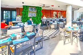 Apt Near Miami's Top Events at Bayfront