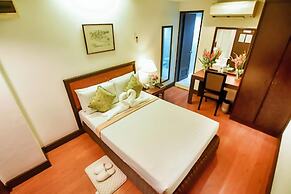 Rajah Park Hotel by Hiverooms