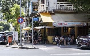 Ancient Saigon House BenThanh Center