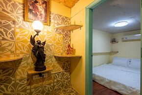 Ancient Saigon House BenThanh Center