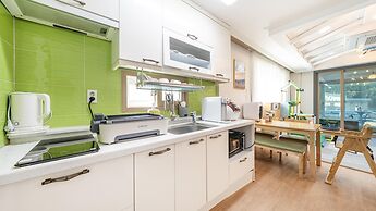 Yeosu Bebeolleh Pension