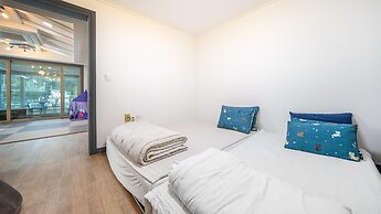 Yeosu Bebeolleh Pension