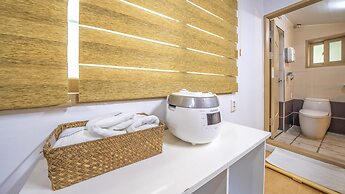 Yeosu Bebeolleh Pension