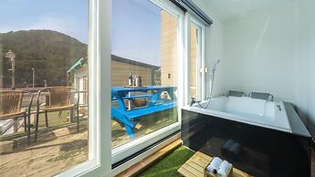 Yeosu Bebeolleh Pension