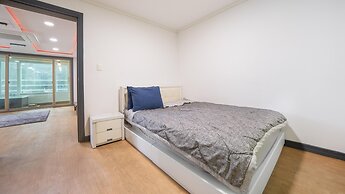 Yeosu Bebeolleh Pension