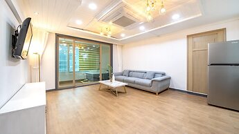 Yeosu Bebeolleh Pension