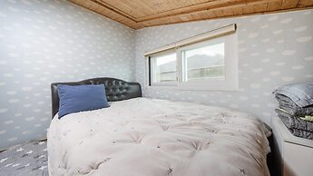 Yeosu Bebeolleh Pension