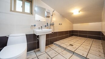 Yeosu Bebeolleh Pension