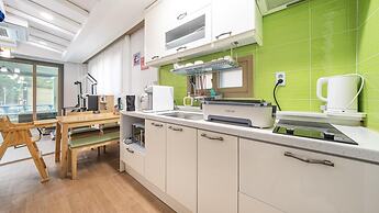 Yeosu Bebeolleh Pension