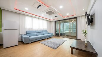 Yeosu Bebeolleh Pension