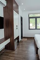 Charming Hill Hotel Cat Ba