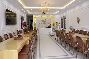 Charming Hill Hotel Cat Ba