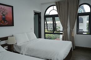 Charming Hill Hotel Cat Ba