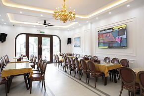 Charming Hill Hotel Cat Ba