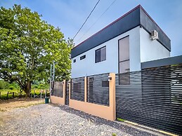 Modern Uvita Beachhouse by Whale's Tale