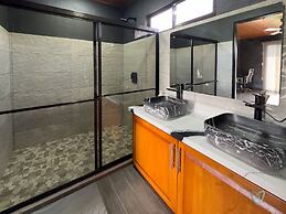 Modern Uvita Beachhouse by Whale's Tale