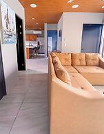 Modern Uvita Beachhouse by Whale's Tale