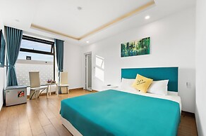 Lyn's Hotel & Apartment