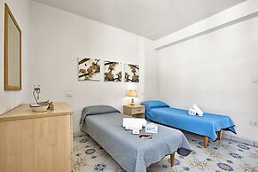 Penthouse Azzurra Sea View Near Beach