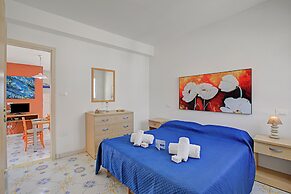 Penthouse Azzurra Sea View Near Beach