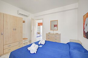 Penthouse Azzurra Sea View Near Beach