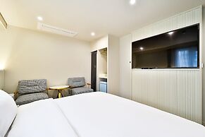 Den Basta Hotel Daeyeon