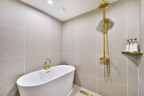 Den Basta Hotel Daeyeon