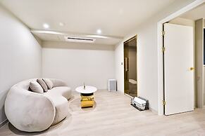 Den Basta Hotel Daeyeon